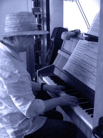 Klaus am Klavier